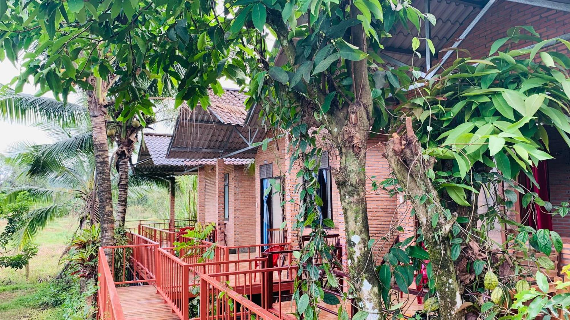 Gibbon Singing Home Stay Quan Tom Dış mekan fotoğraf