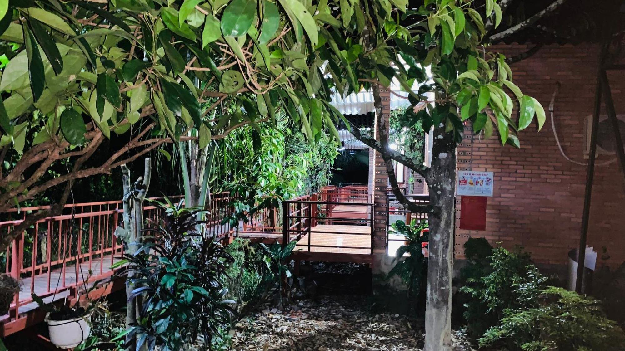Gibbon Singing Home Stay Quan Tom Dış mekan fotoğraf